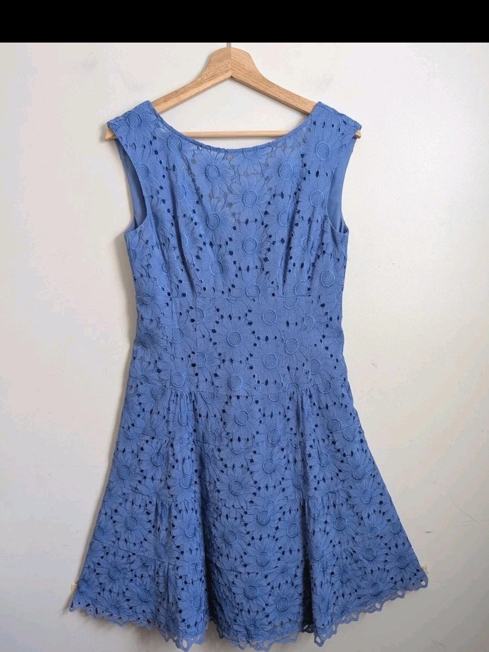 Nanette Lepore Sleeveless Periwinkle Blue Eyelet Lace Fit & Flare Dress Lined 8